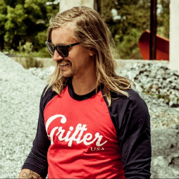 Grifter Raglan. NWT - Picture 6 of 7